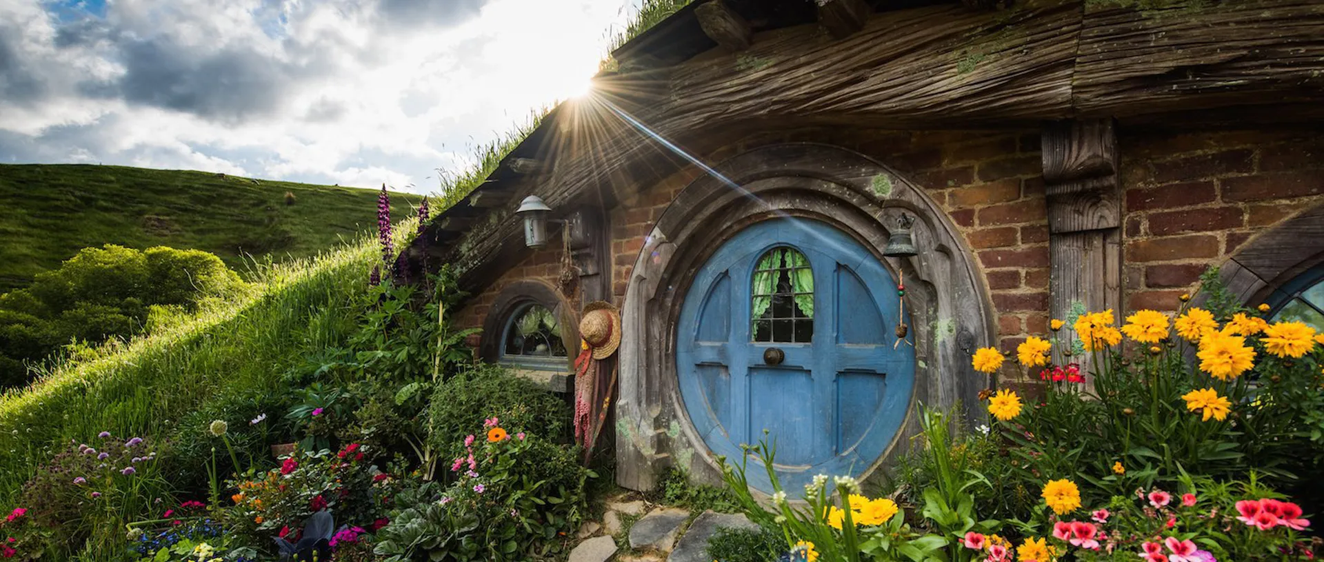 오픈투어 디자인을 경험해 보세요.